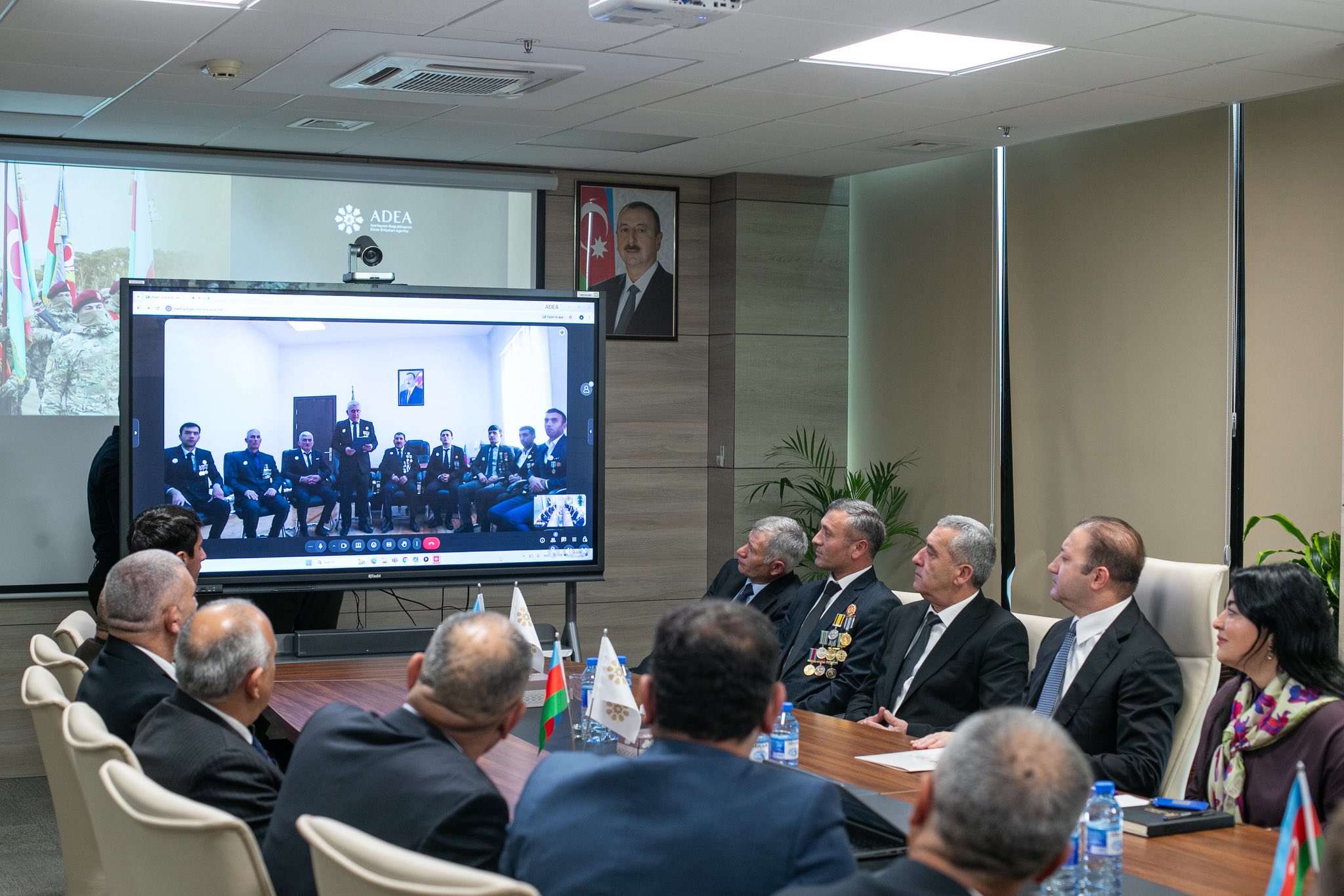 Azərbaycan Respublikasının Dövlət Ehtiyatları Agentliyində Zəfər Gününün 5-ci ildönümü münasibətilə müharibə iştirakçıları ilə görüş keçirilib